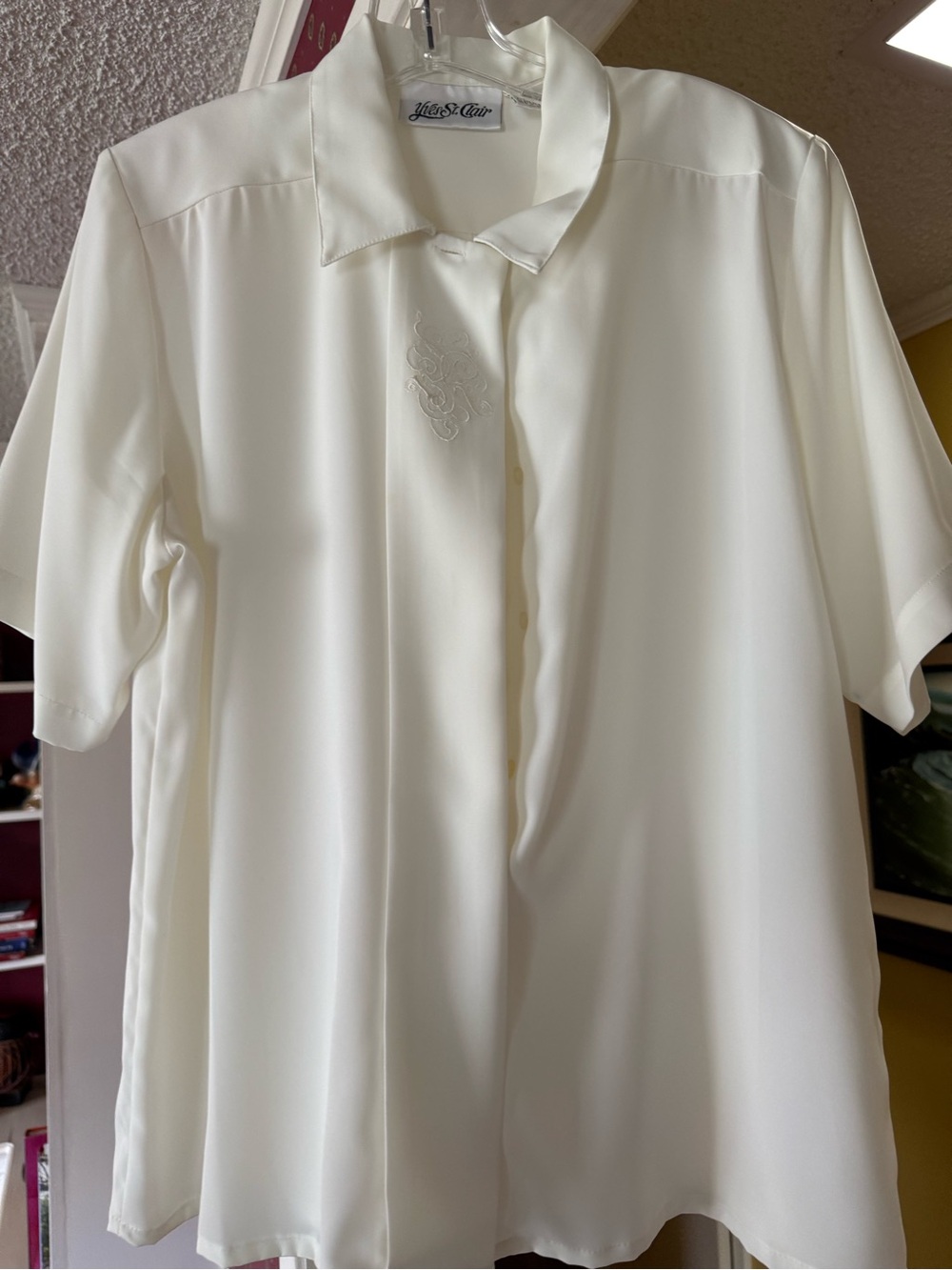White Yves St Clair Short Sleeve Button Front Blouse size 14